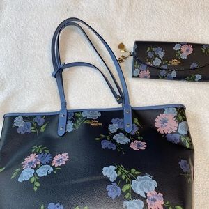 Coach tote and matching wallet